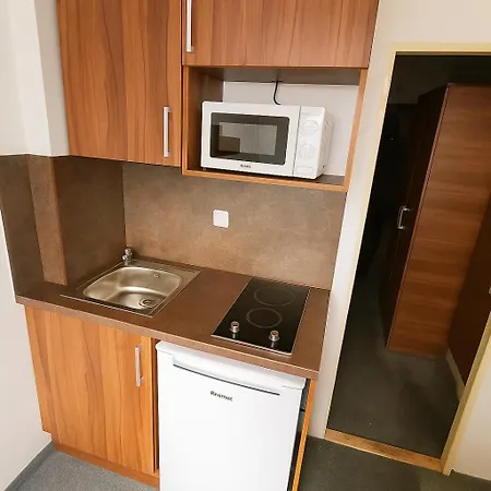 Eislerova Kolej Jarov Hostel Prag