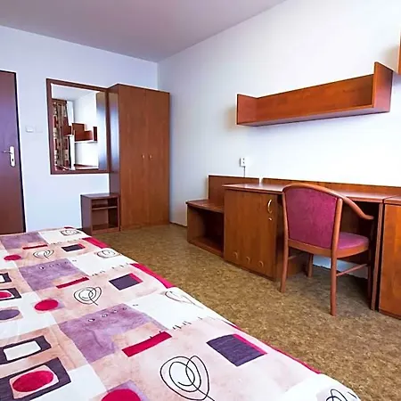 Hostel Eislerova Kolej Jarov Prag