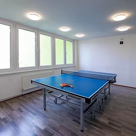 Eislerova Kolej Jarov Hostel *