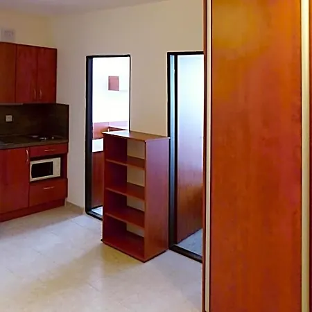 Eislerova Kolej Jarov Hostel
