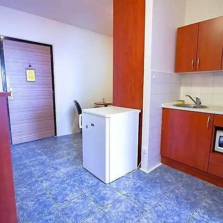 Eislerova Kolej Jarov *