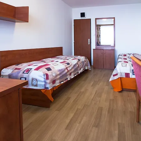 Hostel Eislerova Kolej Jarov *
