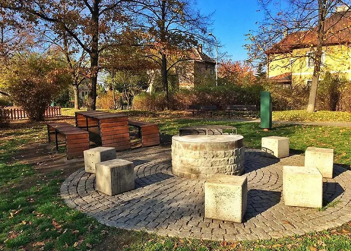 Ostello Eislerova Kolej Jarov *