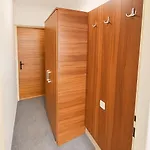 Хостел Eislerova Kolej Jarov *