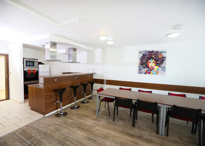 Eislerova Kolej Jarov Hostel *
